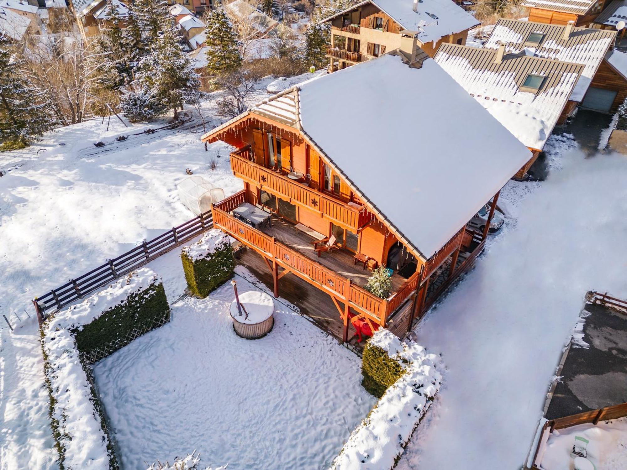 Chambres Et Table D'Hotes Au Chalet Datcha Briancon  Exterior photo